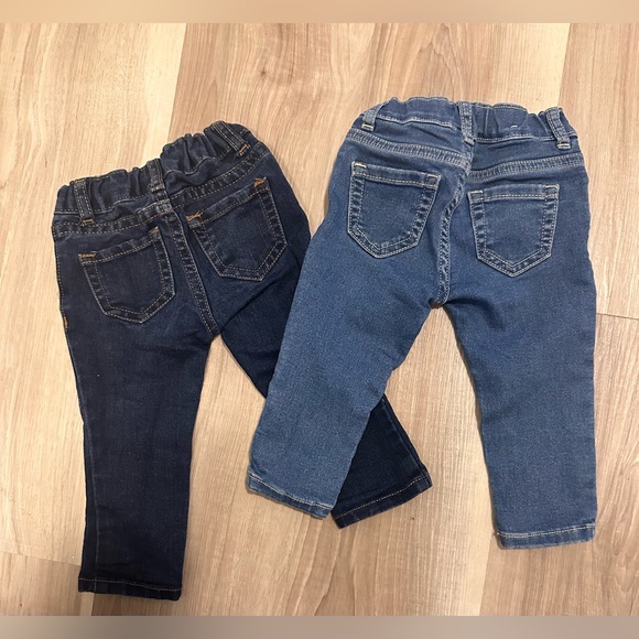 EUC‼️ Two Pack‼️ The Children’s Place Denim Jeans 12-18 Months - Picture 2 of 6